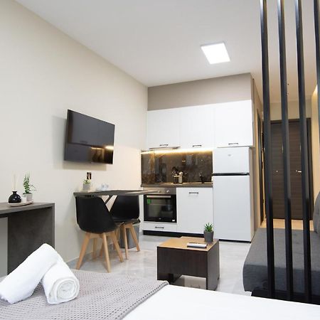 Skg Luxury Apartment Szaloniki Kültér fotó